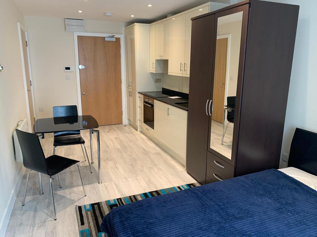 Brixton Apartment *